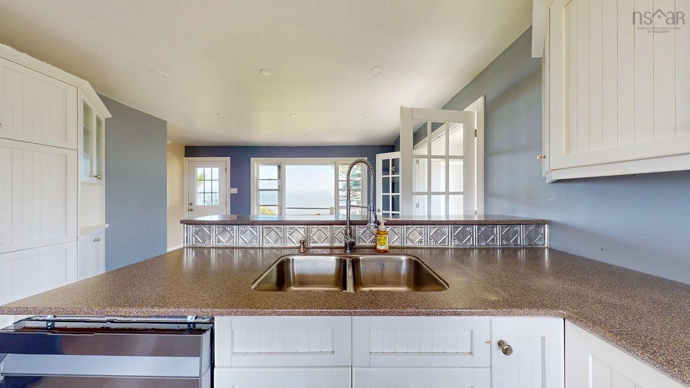 102 Pheasant Road, North Grand Pre, NS