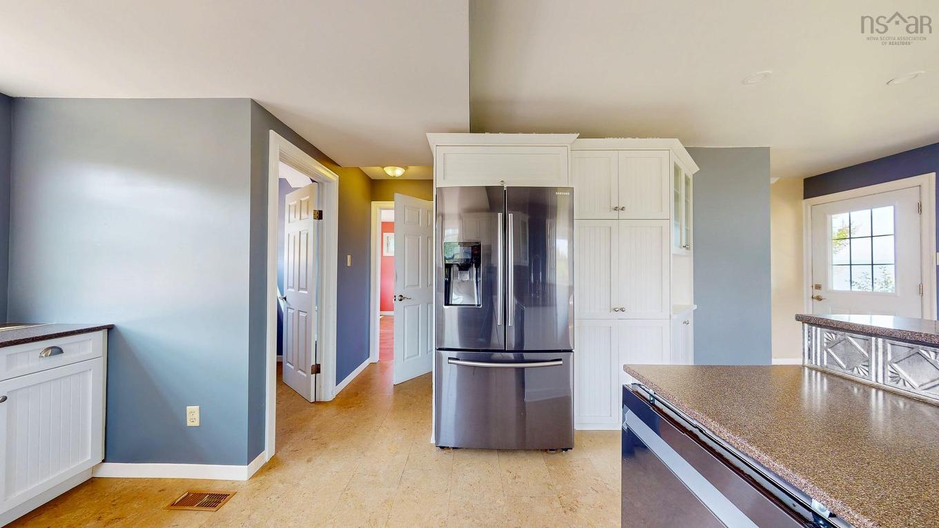 102 Pheasant Road, North Grand Pre, NS