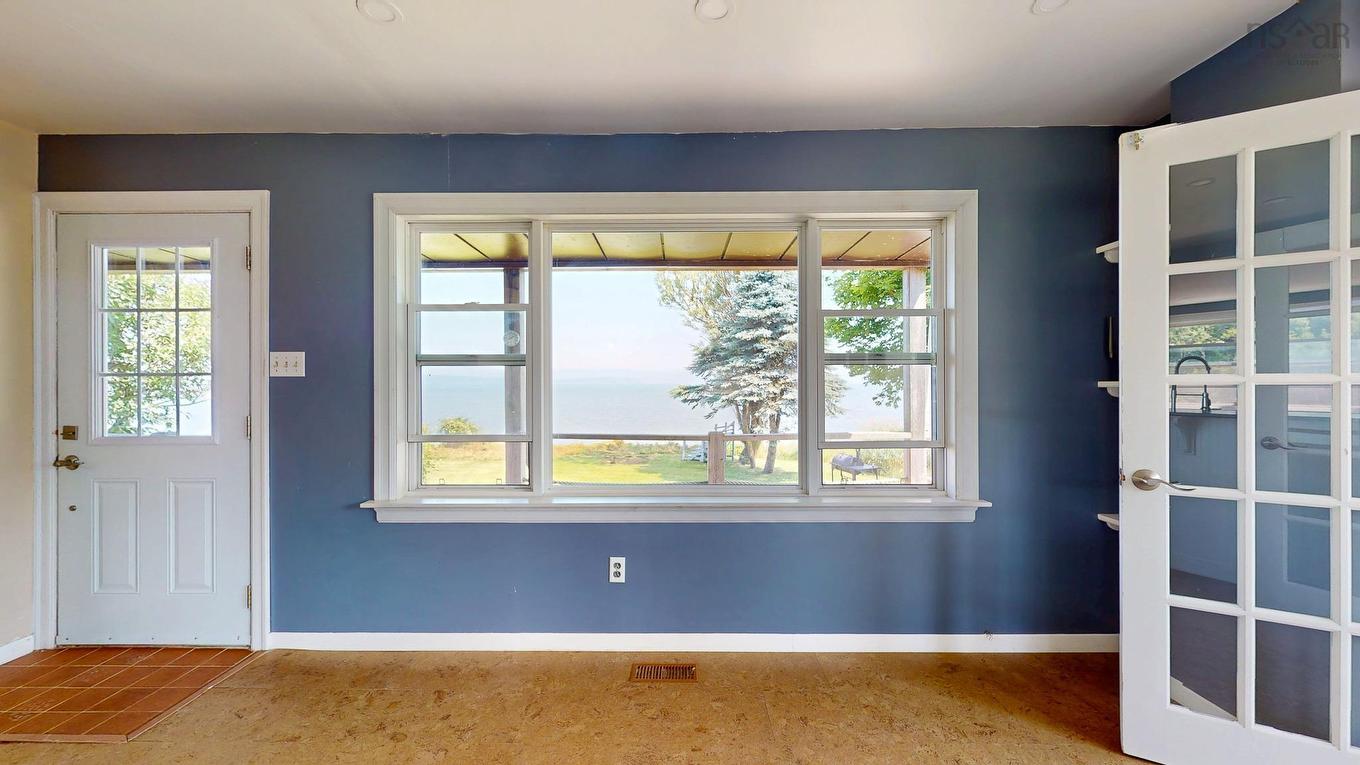 102 Pheasant Road, North Grand Pre, NS