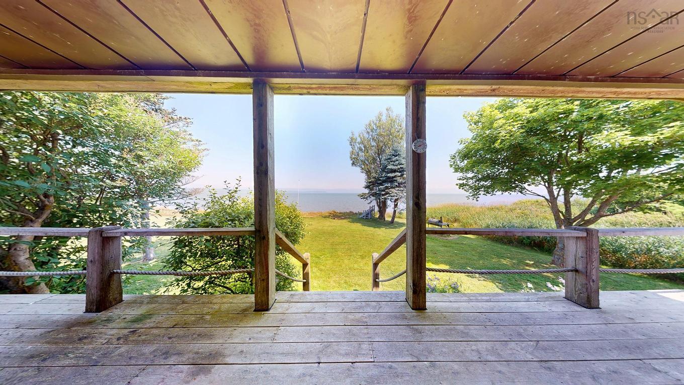 102 Pheasant Road, North Grand Pre, NS