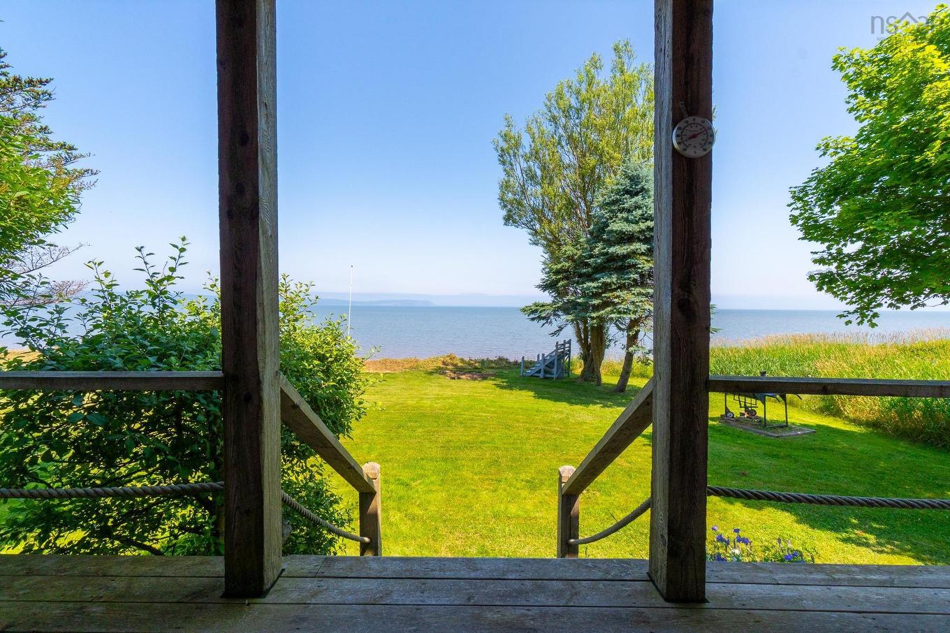 102 Pheasant Road, North Grand Pre, NS