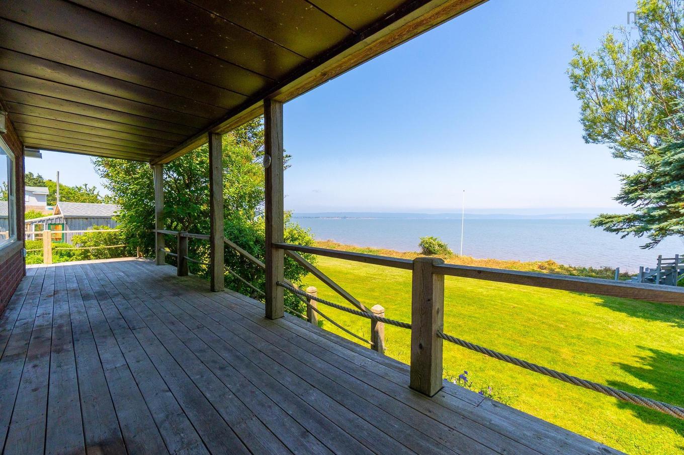 102 Pheasant Road, North Grand Pre, NS