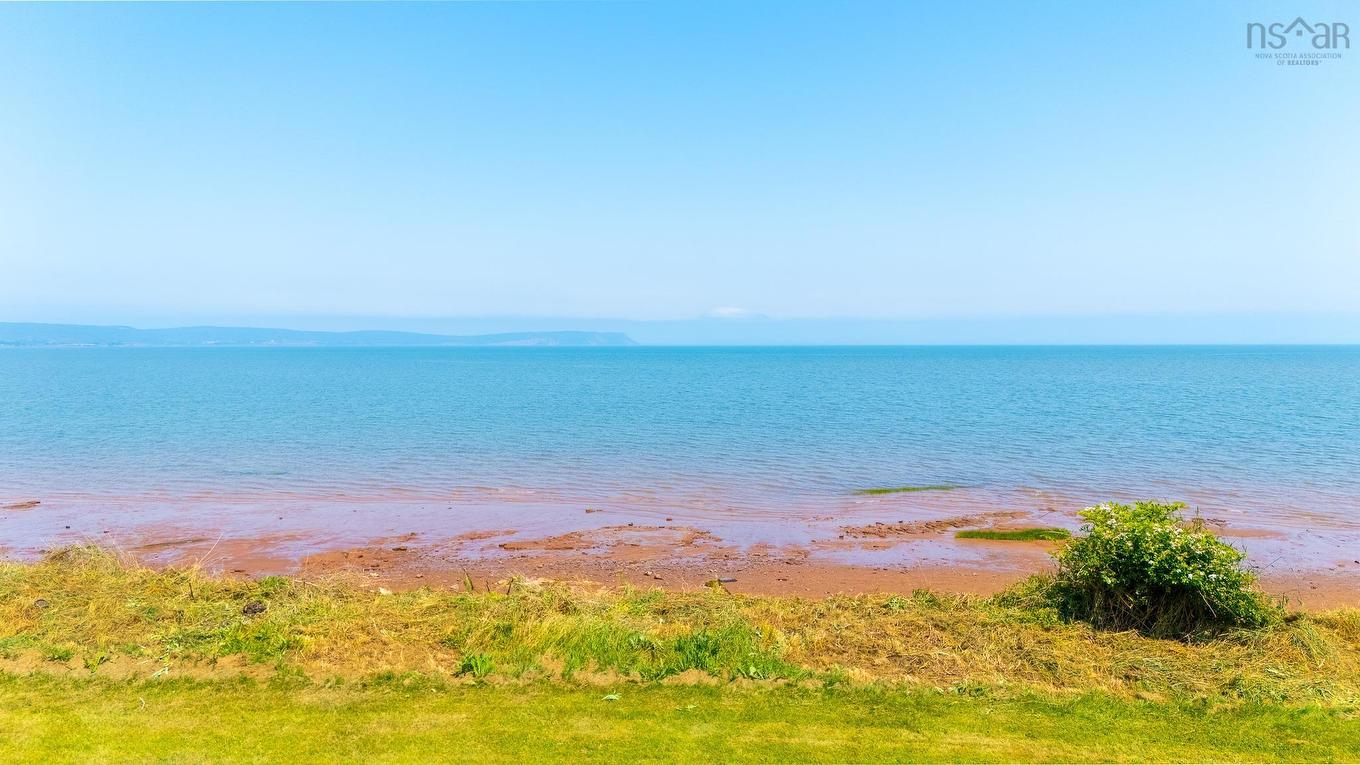 102 Pheasant Road, North Grand Pre, NS