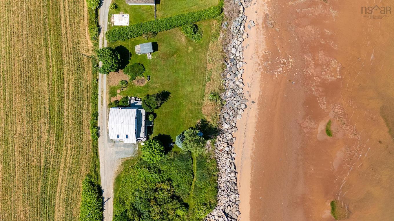 102 Pheasant Road, North Grand Pre, NS