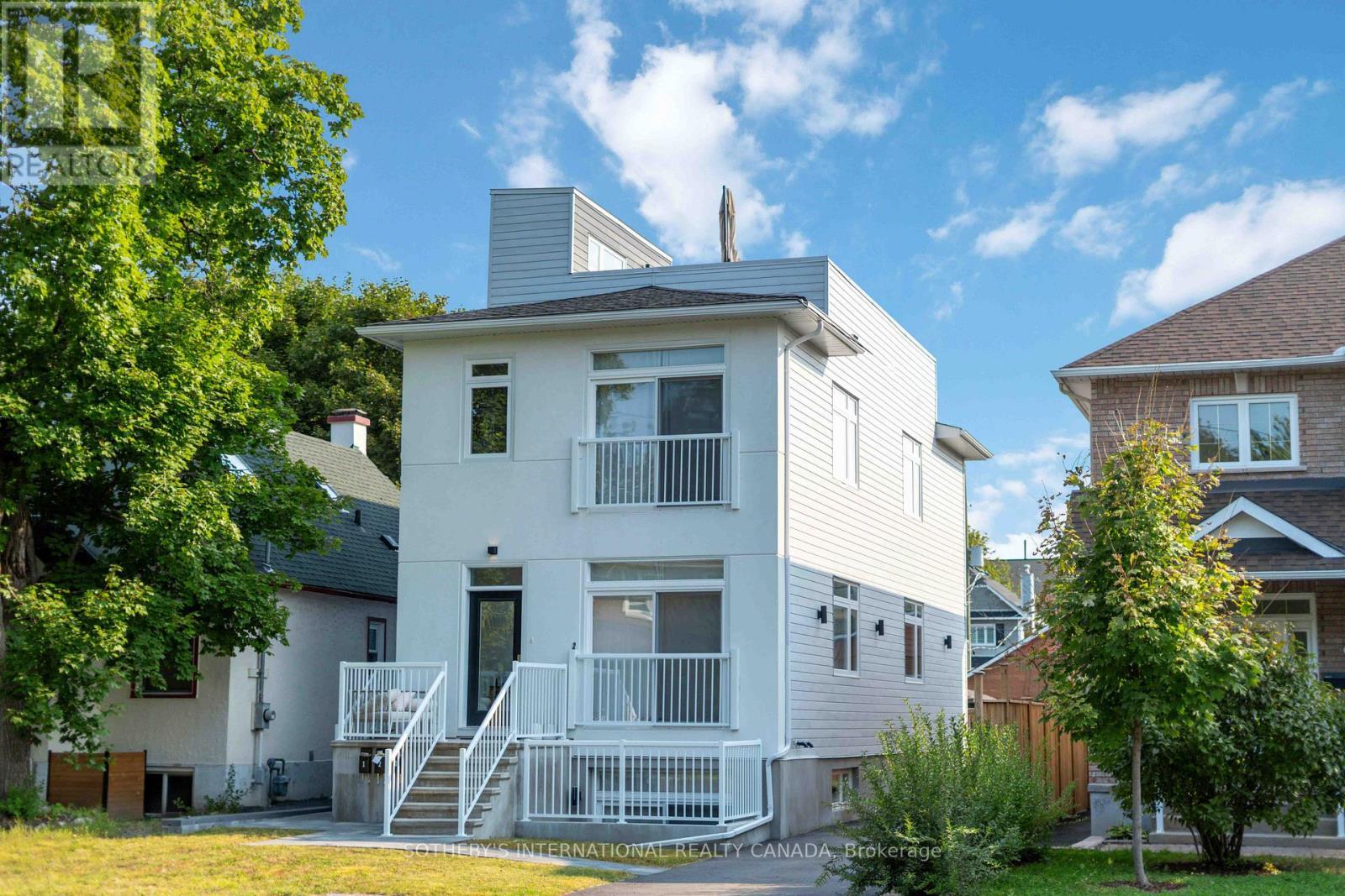 683 Melbourne Avenue, Ottawa, ON - Outdoor With Facade