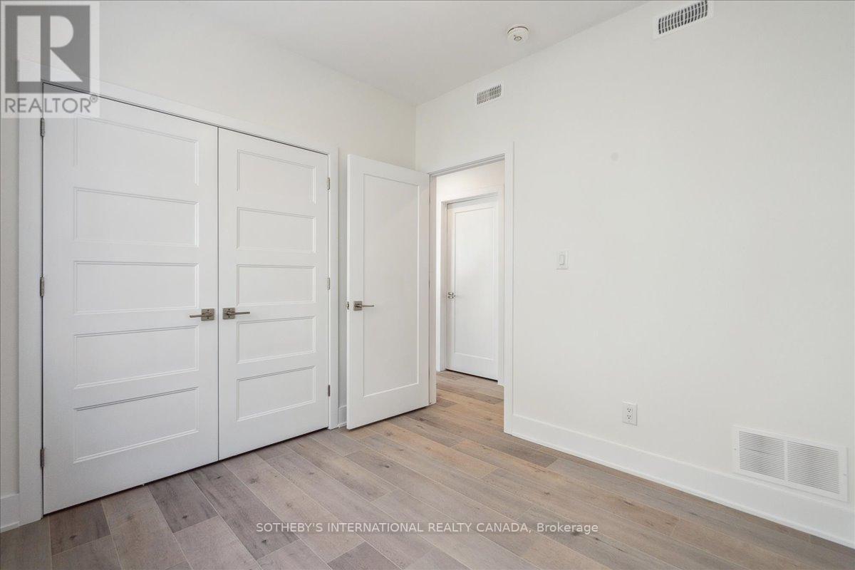 683 Melbourne Avenue, Ottawa, ON - Indoor Photo Showing Other Room