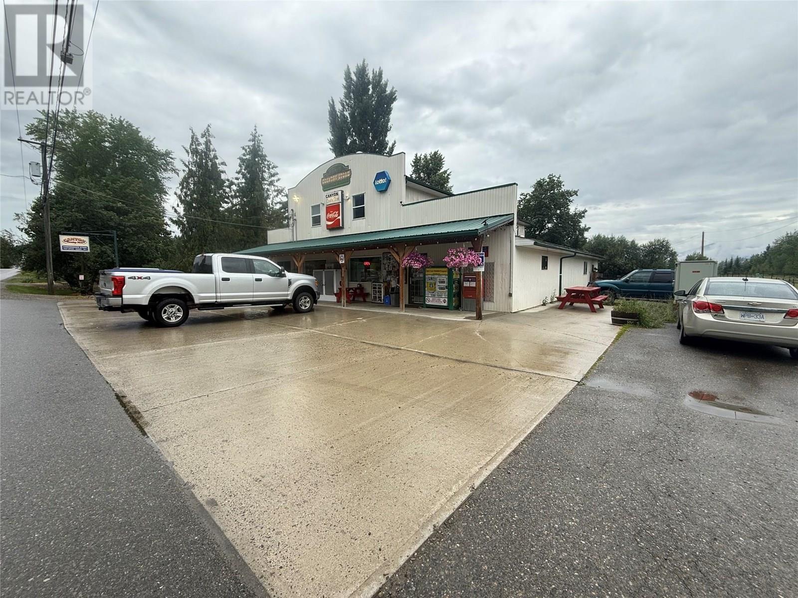 4493 Canyon-Lister Road, Canyon, BC