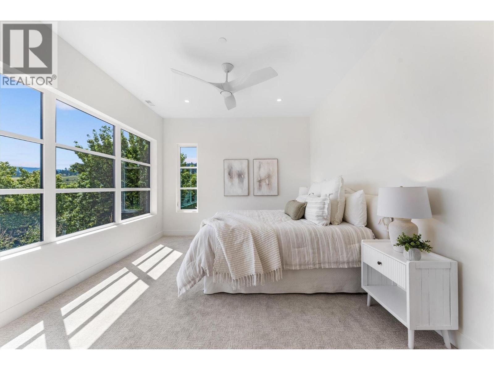 271 Chicopee Road Unit# 4, Vernon, BC - Indoor Photo Showing Bedroom