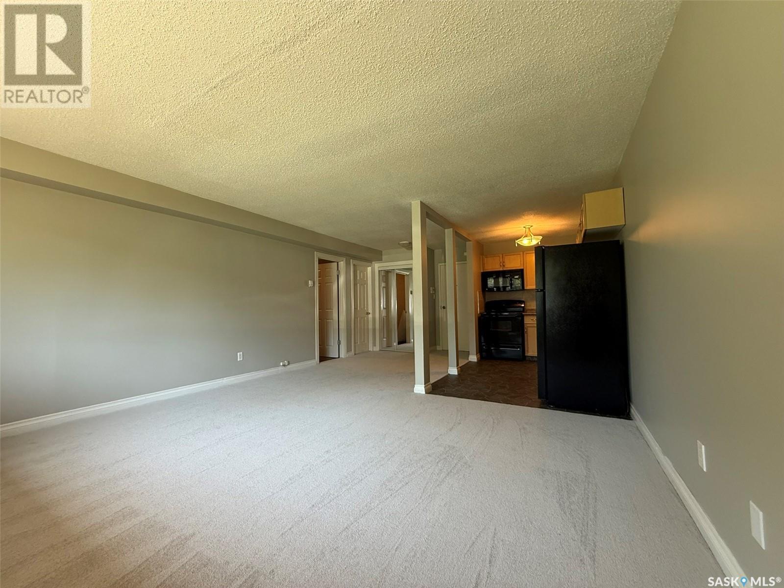 3 1811 8Th Avenue N, Regina, SK - Indoor Photo Showing Other Room