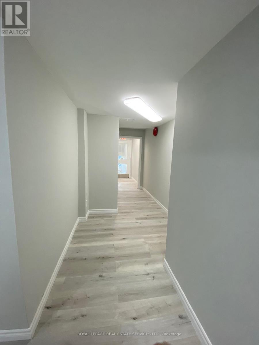 238 Queen Street S, Mississauga, ON