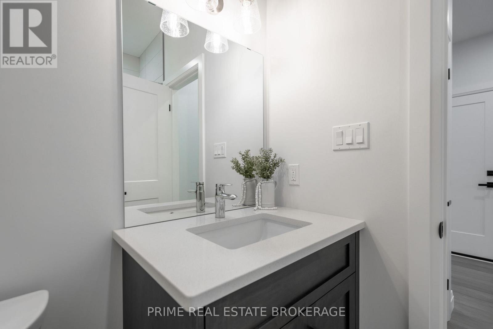 Unit to be built - Photos are of model unit. - 4 - 62 Compass Trail, Central Elgin (Port Stanley), ON