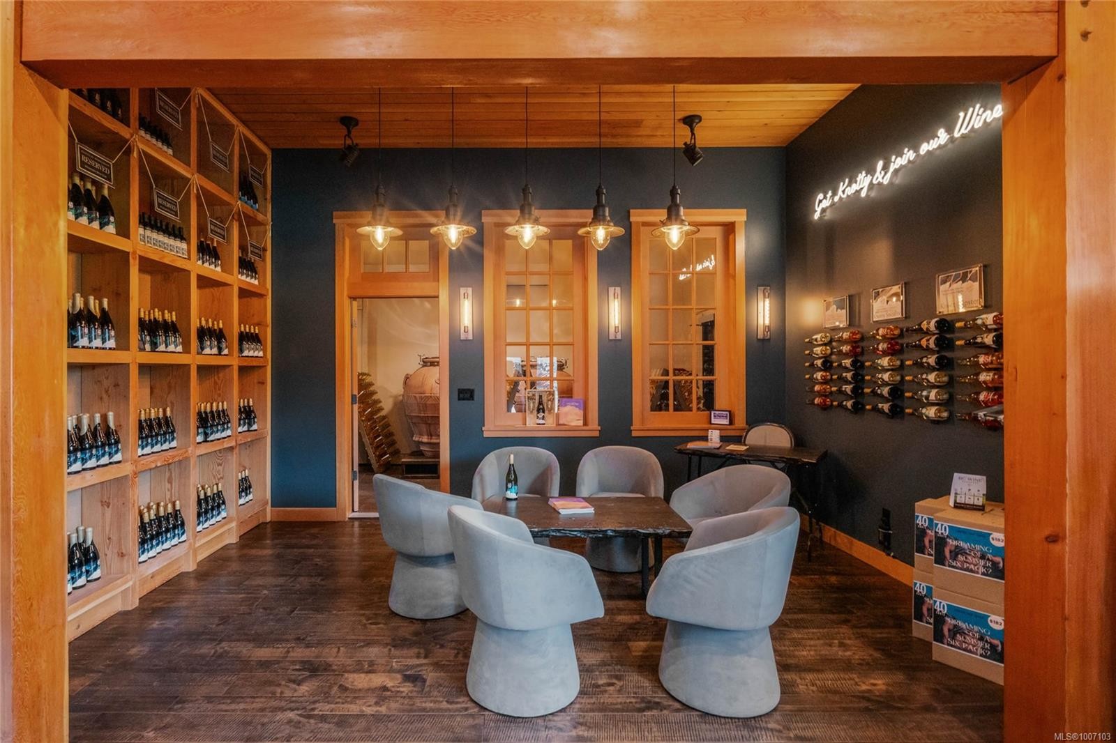 2400 Anderton Rd, Comox, BC