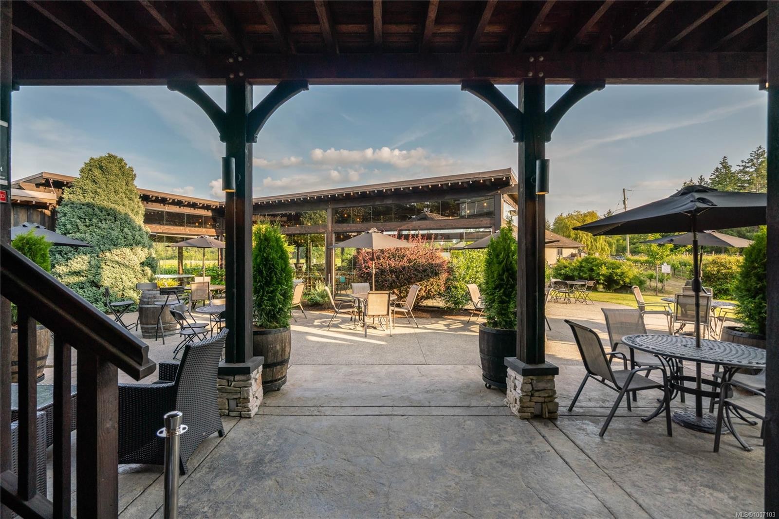 2400 Anderton Rd, Comox, BC