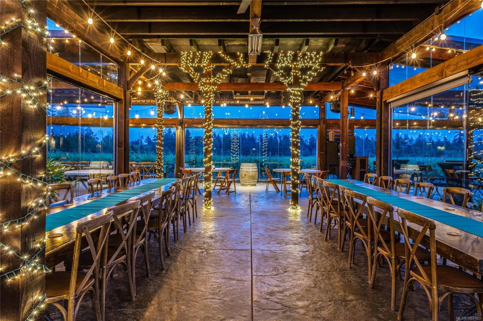 2400 Anderton Rd, Comox, BC