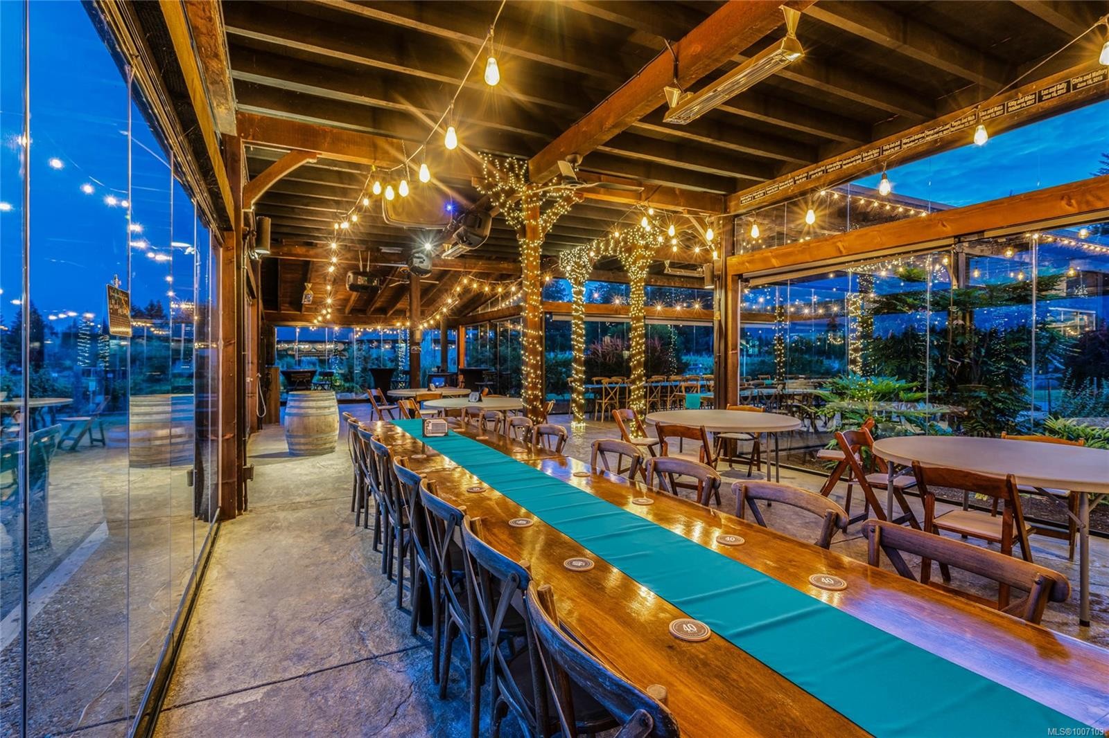 2400 Anderton Rd, Comox, BC