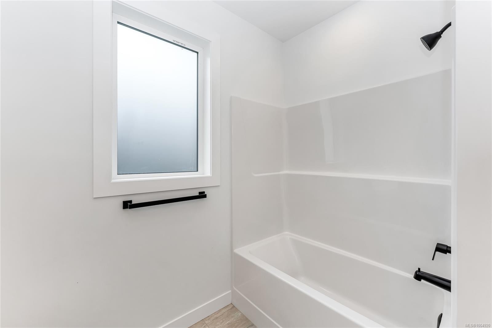 219 Cowichan Lake Rd, Lake Cowichan, BC