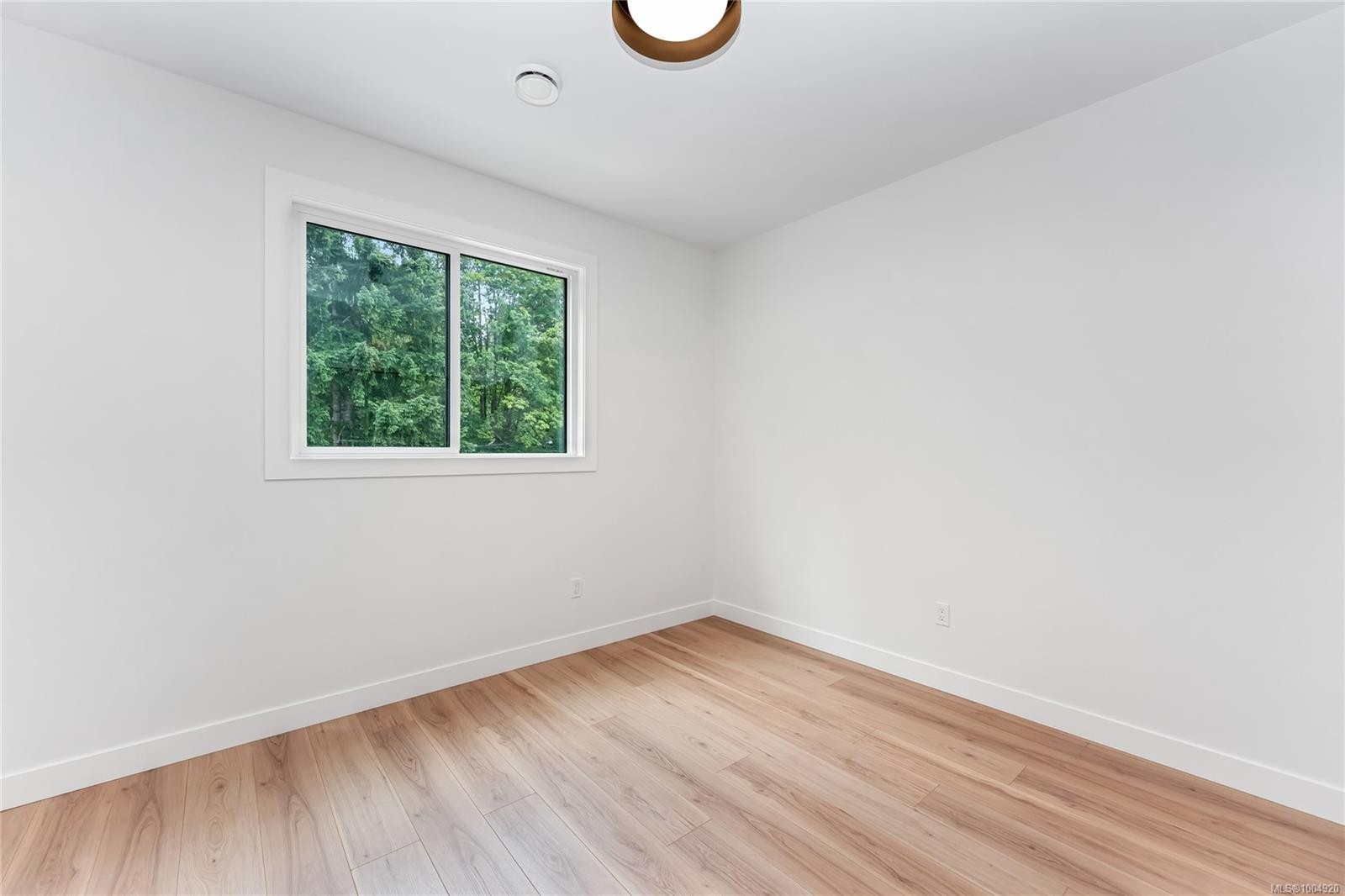 219 Cowichan Lake Rd, Lake Cowichan, BC