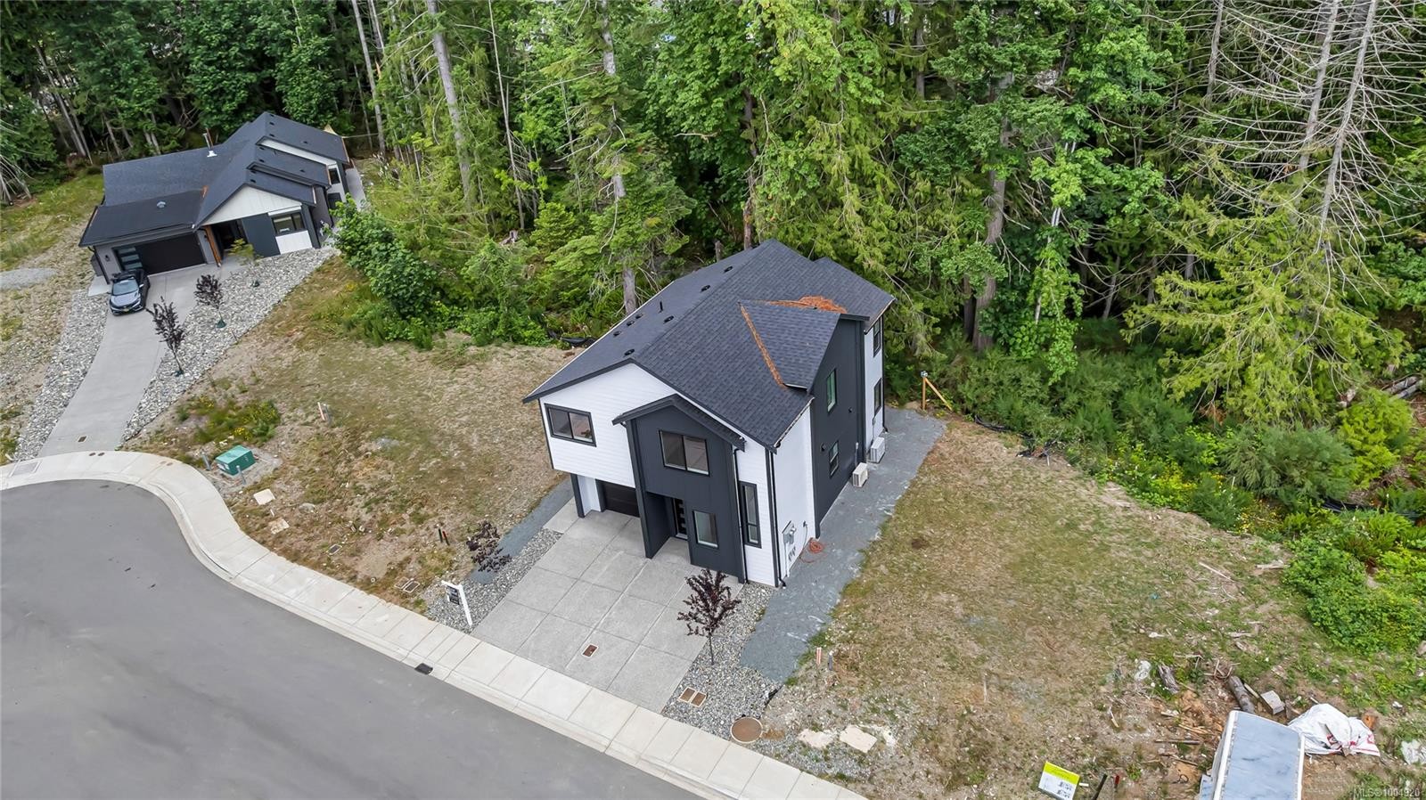 219 Cowichan Lake Rd, Lake Cowichan, BC