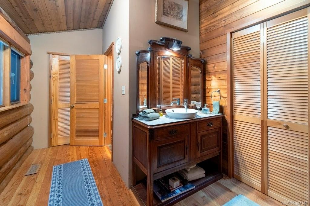 3272 Roper Rd, Nanaimo, BC