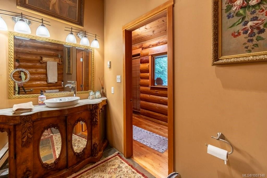 3272 Roper Rd, Nanaimo, BC