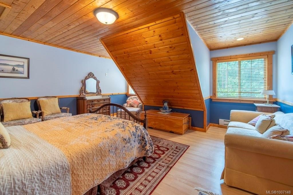 3272 Roper Rd, Nanaimo, BC