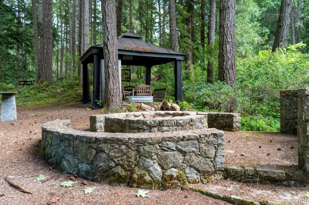 3272 Roper Rd, Nanaimo, BC