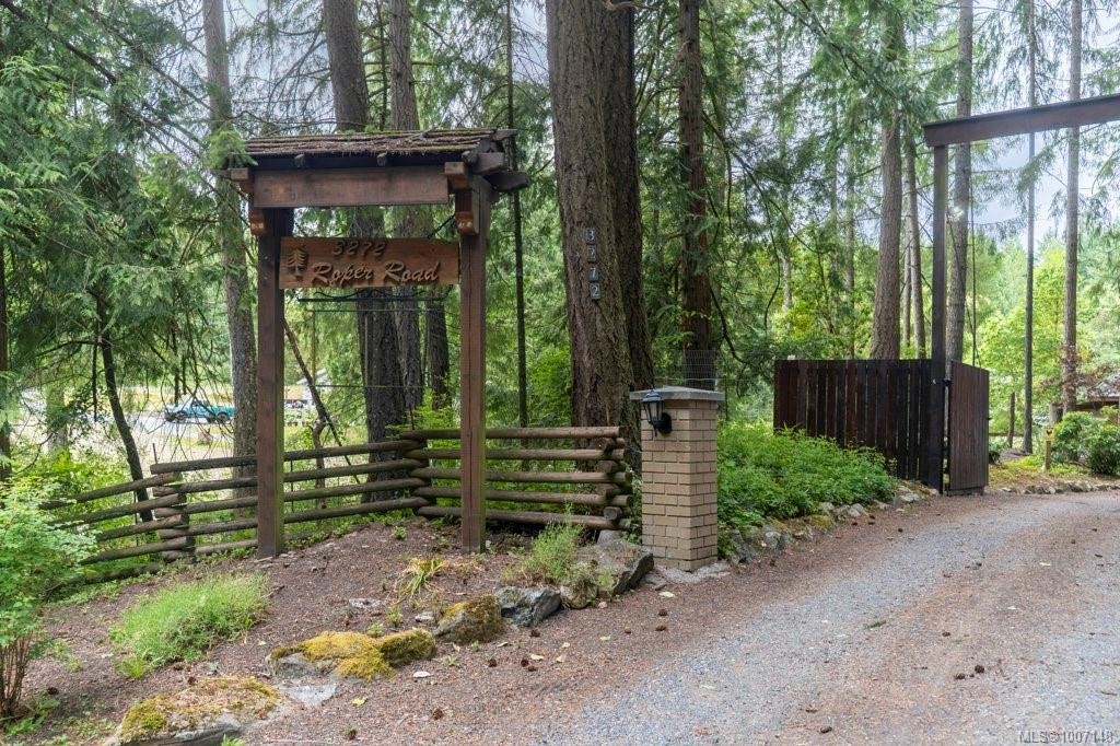3272 Roper Rd, Nanaimo, BC