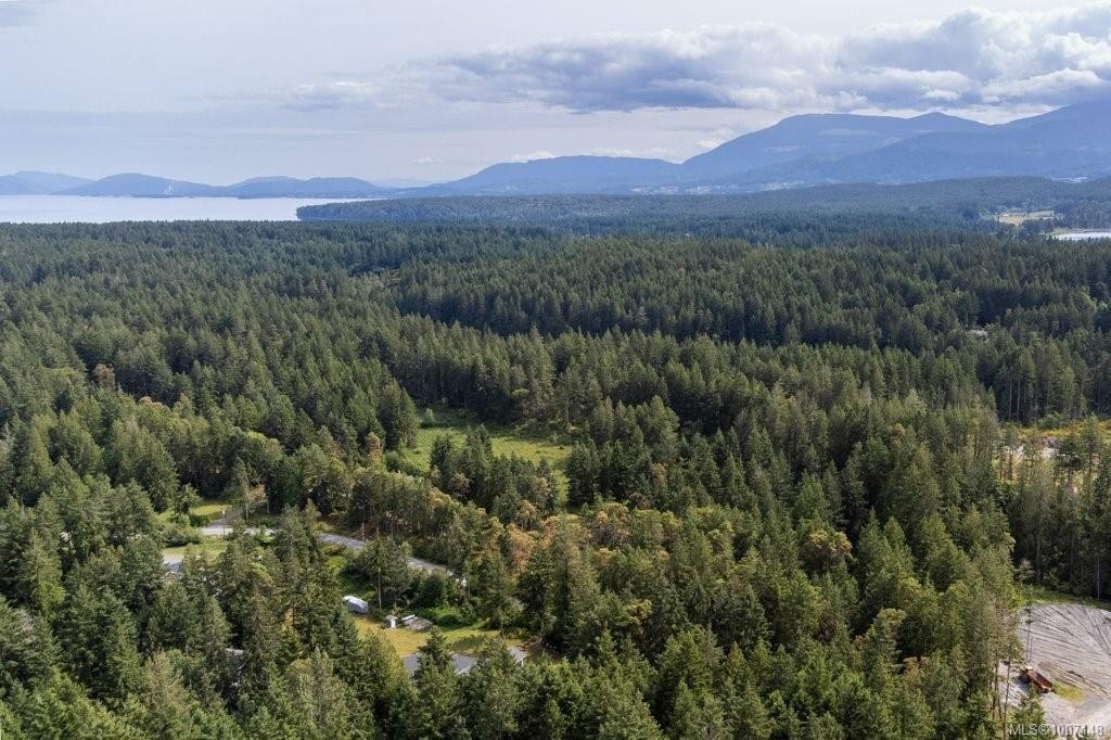 3272 Roper Rd, Nanaimo, BC