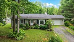 767 Rue Charbonneau Saint-Lazare, QC J7T 2B2