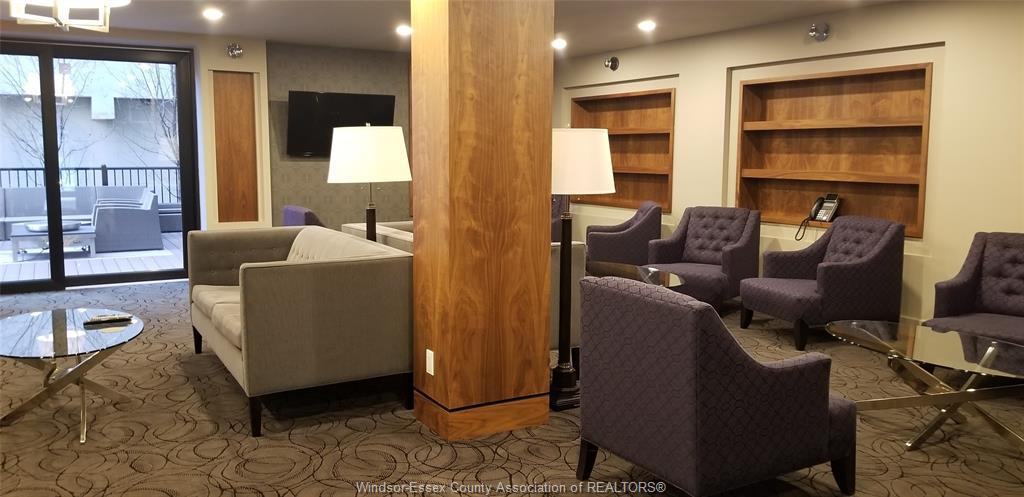 502-1011 Ouellette, Windsor, ON