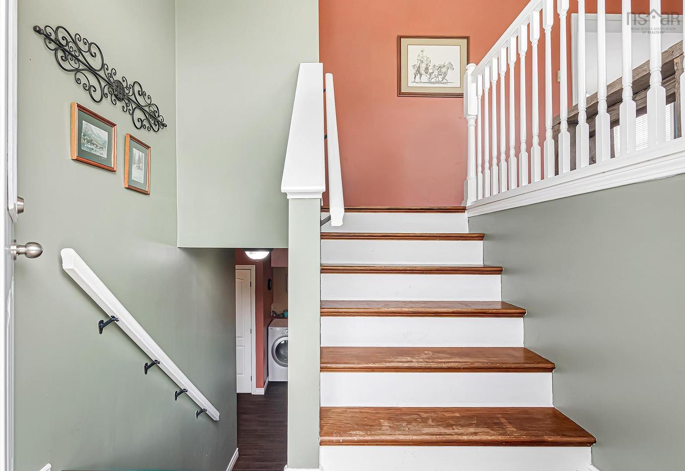 579 Highway 1, Mount Uniacke, NS