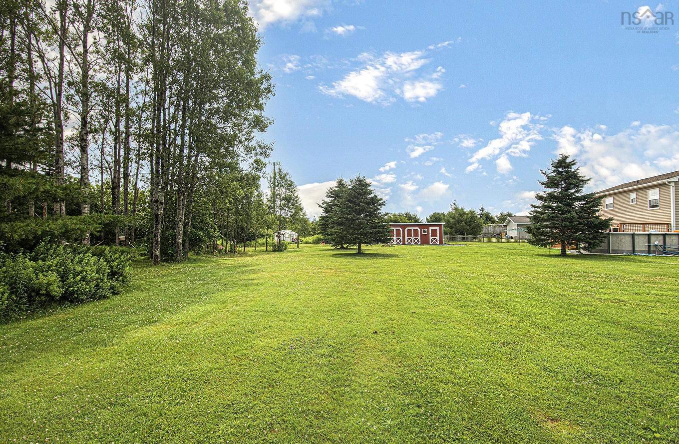 579 Highway 1, Mount Uniacke, NS