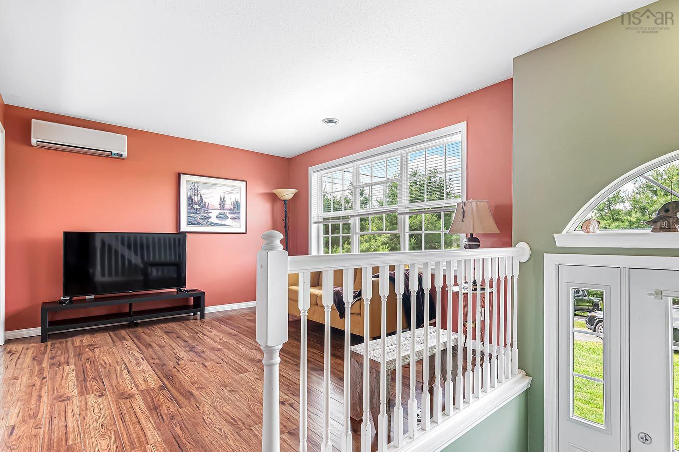 579 Highway 1, Mount Uniacke, NS