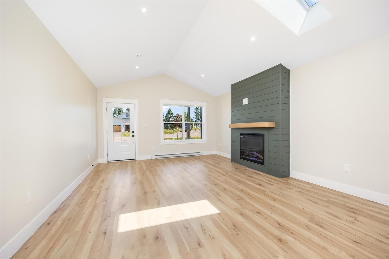 28 Reddin Heights, Stratford, PE