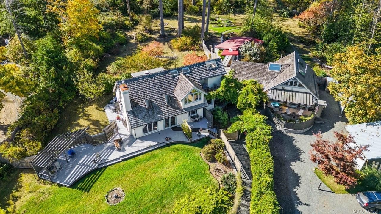 1901 East Rd, Denman Island, BC