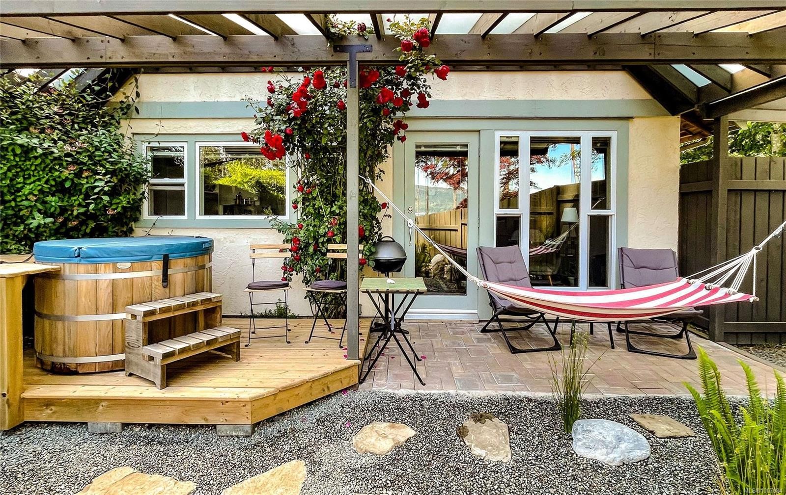 1901 East Rd, Denman Island, BC