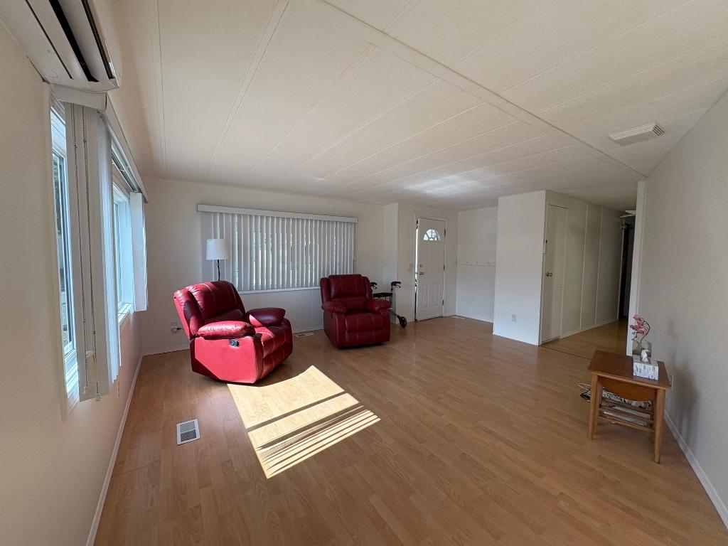 201-3105 South Main Street, Penticton, BC