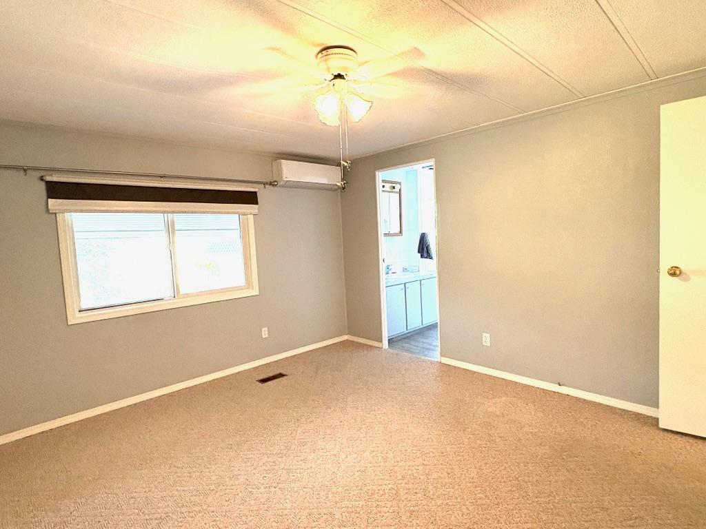 201-3105 South Main Street, Penticton, BC