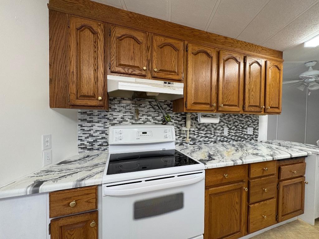 201-3105 South Main Street, Penticton, BC