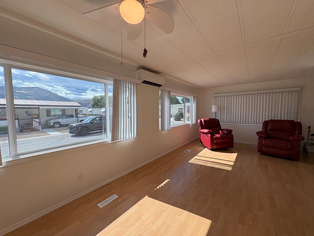 201-3105 South Main Street, Penticton, BC