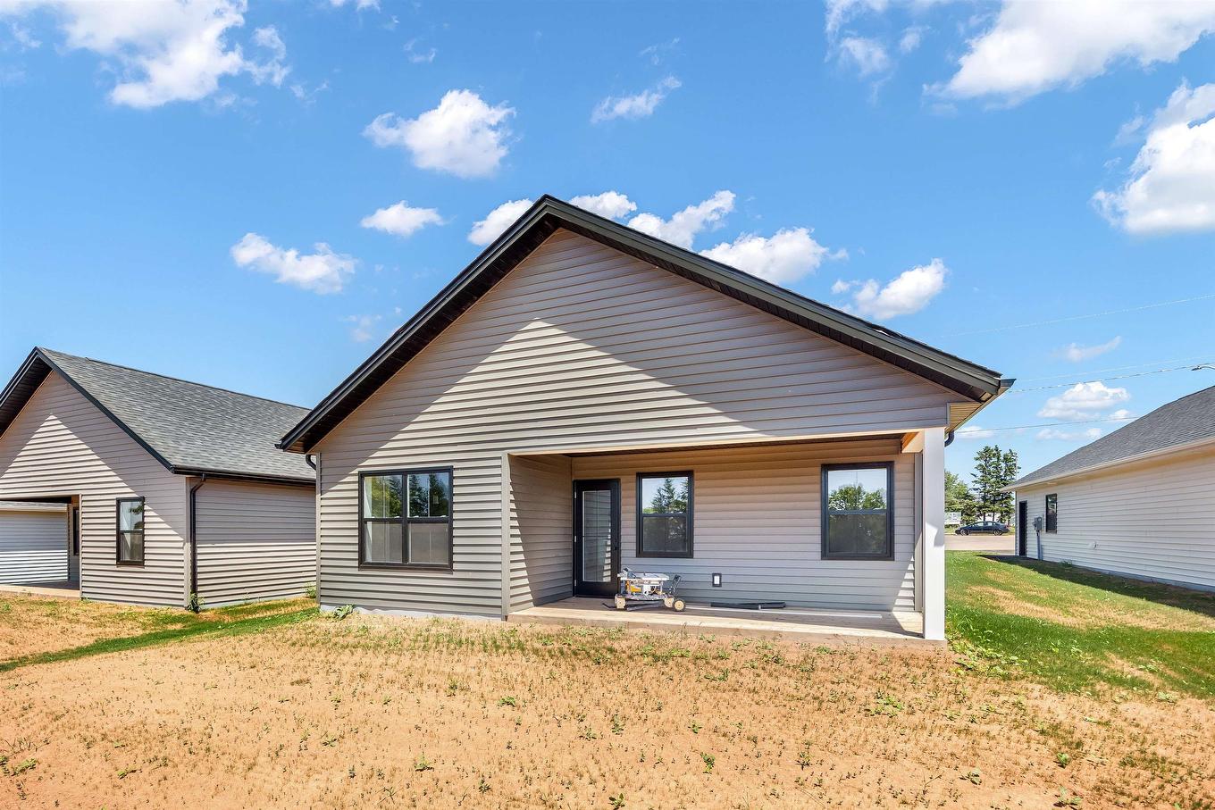 32 Reddin Heights, Stratford, PE