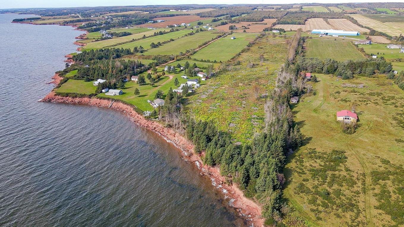 Acreage Route # 19, Canoe Cove, PE