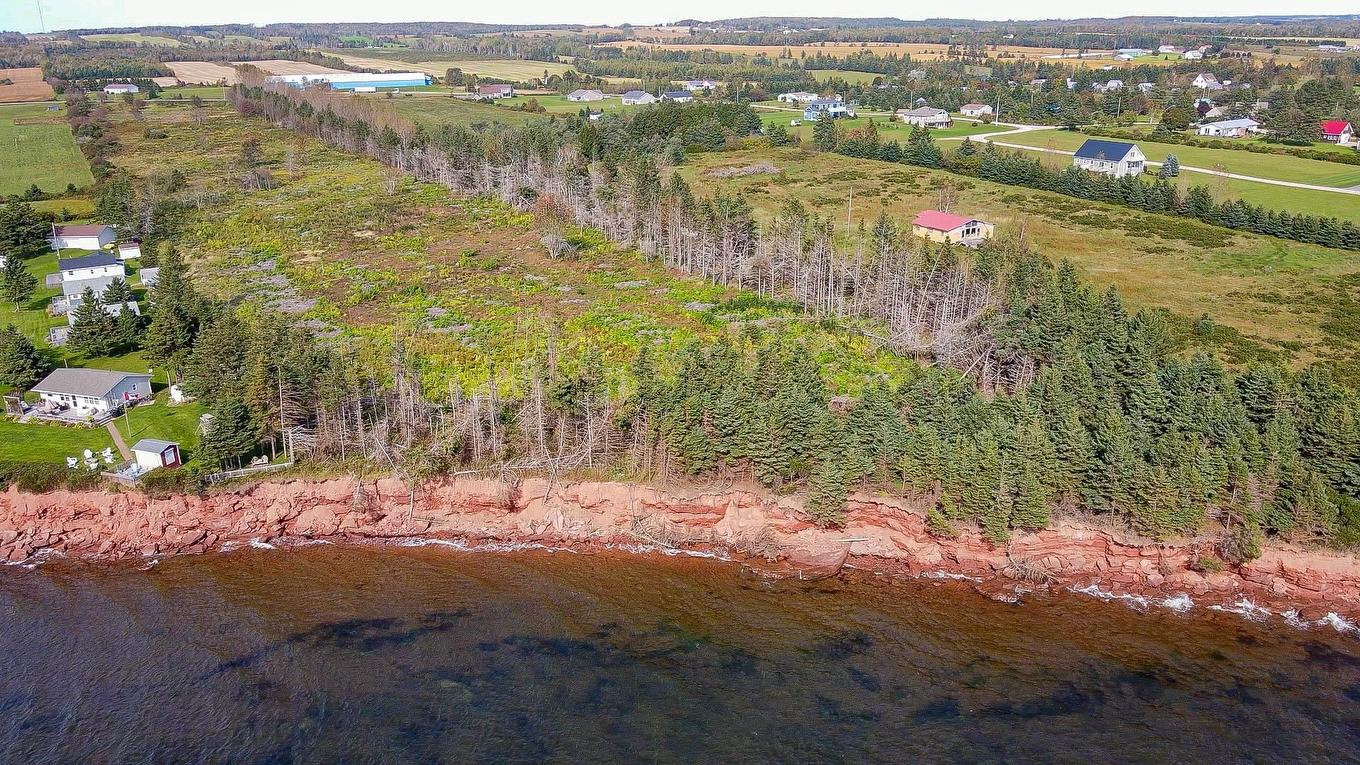 Acreage Route # 19, Canoe Cove, PE