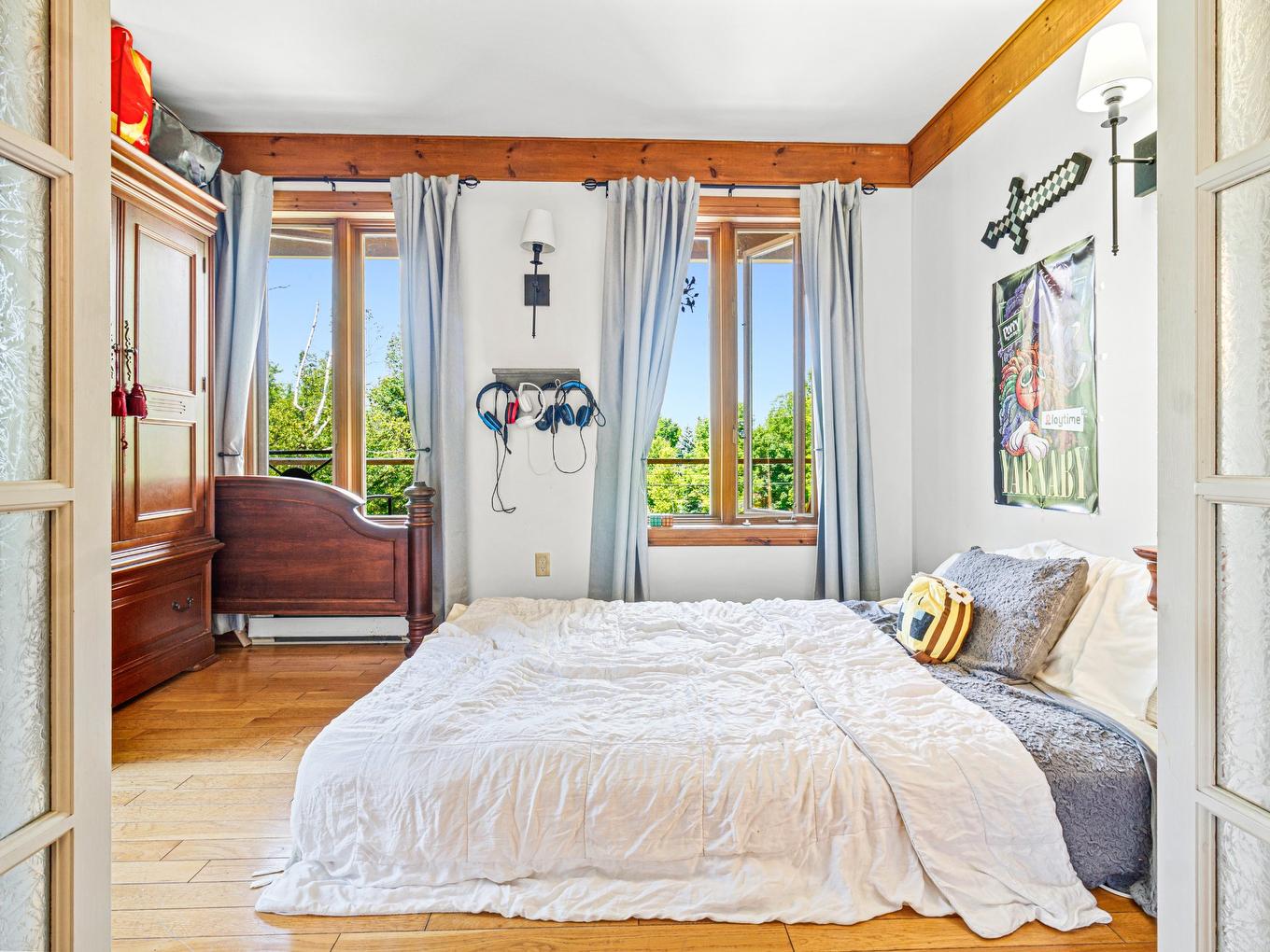 Bureau - 202 Ch. Des Chênes, Sainte-Anne-Des-Lacs, QC - Indoor Photo Showing Bedroom