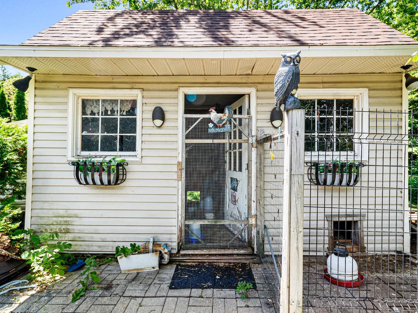 Remise - 202 Ch. Des Chênes, Sainte-Anne-Des-Lacs, QC - Outdoor With Exterior