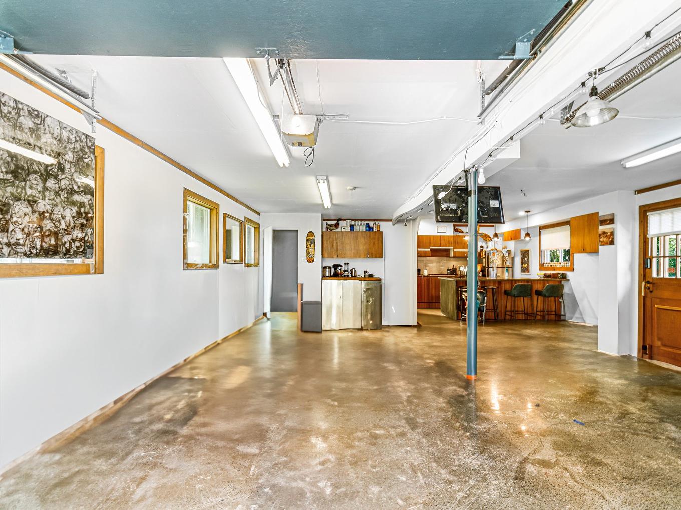 Garage - 202 Ch. Des Chênes, Sainte-Anne-Des-Lacs, QC - Indoor