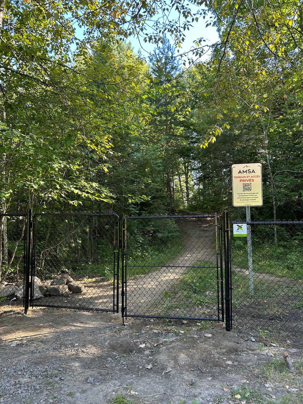 Accès au plan d'eau - 202 Ch. Des Chênes, Sainte-Anne-Des-Lacs, QC - Outdoor With View