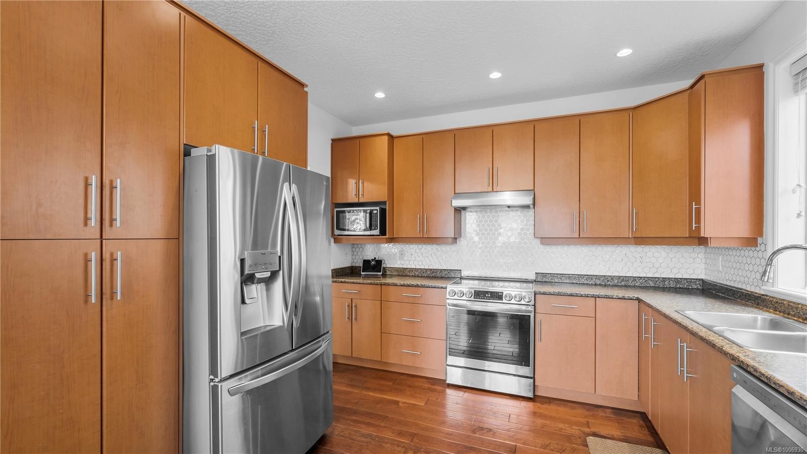 108-6591 Arranwood Dr, Sooke, BC