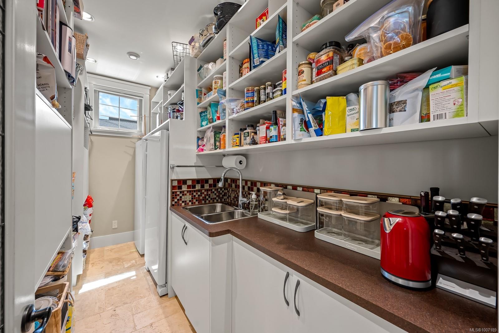 3943-3941 Marine Dr, Royston, BC