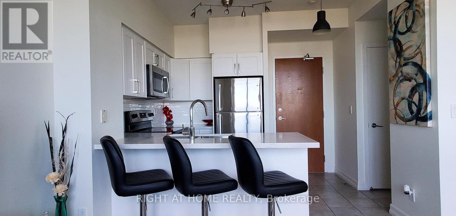 2502 - 219 Fort York Boulevard, Toronto, ON - Indoor Photo Showing Other Room